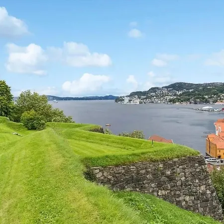 Апартаменты Trio In Centre - Norwegians Minimum Age 25 *